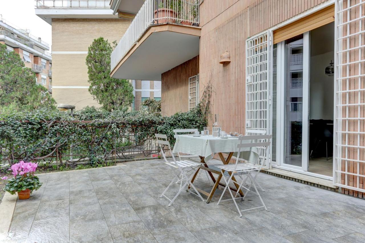 Casa Di Claudia Apartment Рим Екстериор снимка