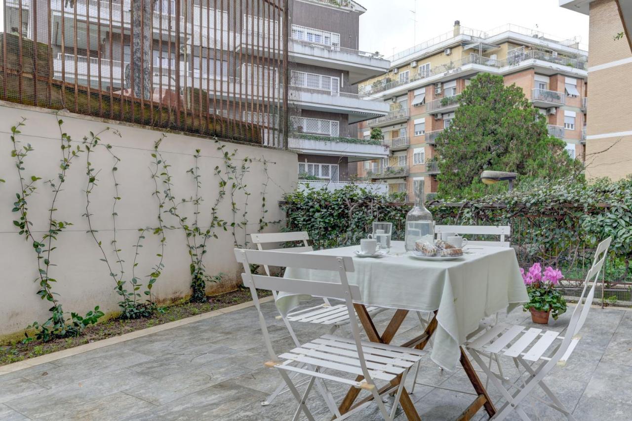 Casa Di Claudia Apartment Рим Екстериор снимка